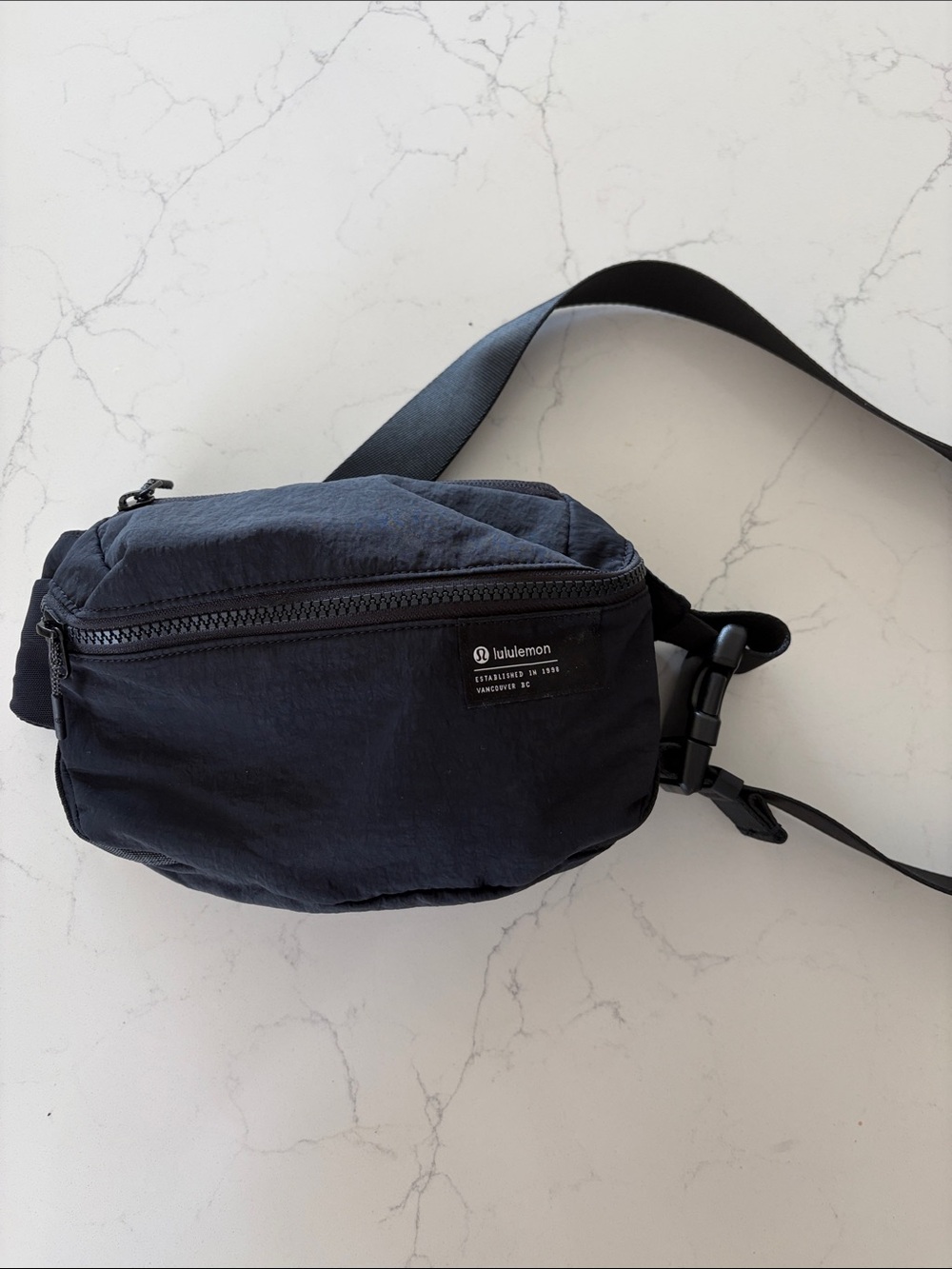 lululemon athletica Black Men's Waist Pack Crossbody